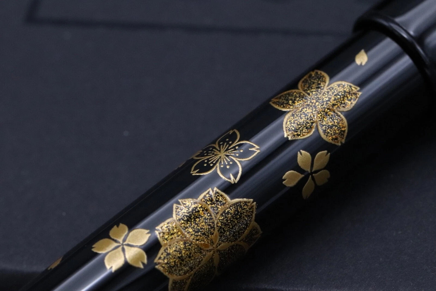 Pilot Sakura Cherry Blossom Togidashi Maki-e Fountain Pen image 2