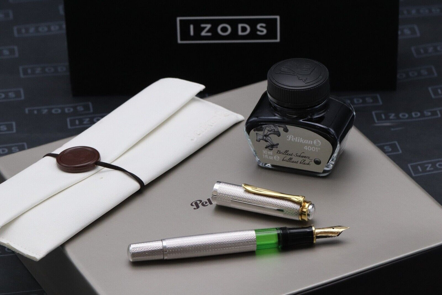 Pelikan Souveran M750 Jubilee Silver Plated Fountain Pen image 0