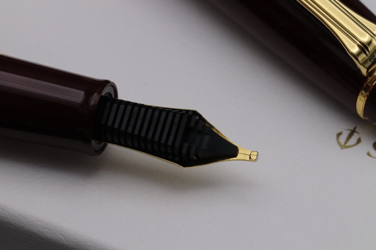 Sailor 1911 Realo GT Maroon Fountain Pen - Music Nib image 3