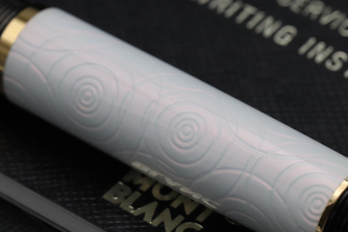 Montblanc Boheme Akoya Pearl Fountain Pen image 4