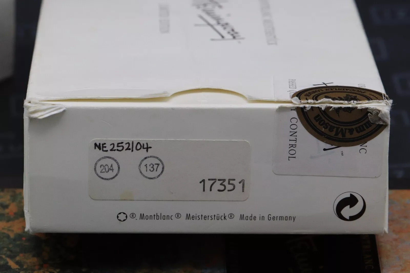 Montblanc Writers Edition Ernest Hemingway Fountain Pen - NEVER INKED - Fine Nib image 15