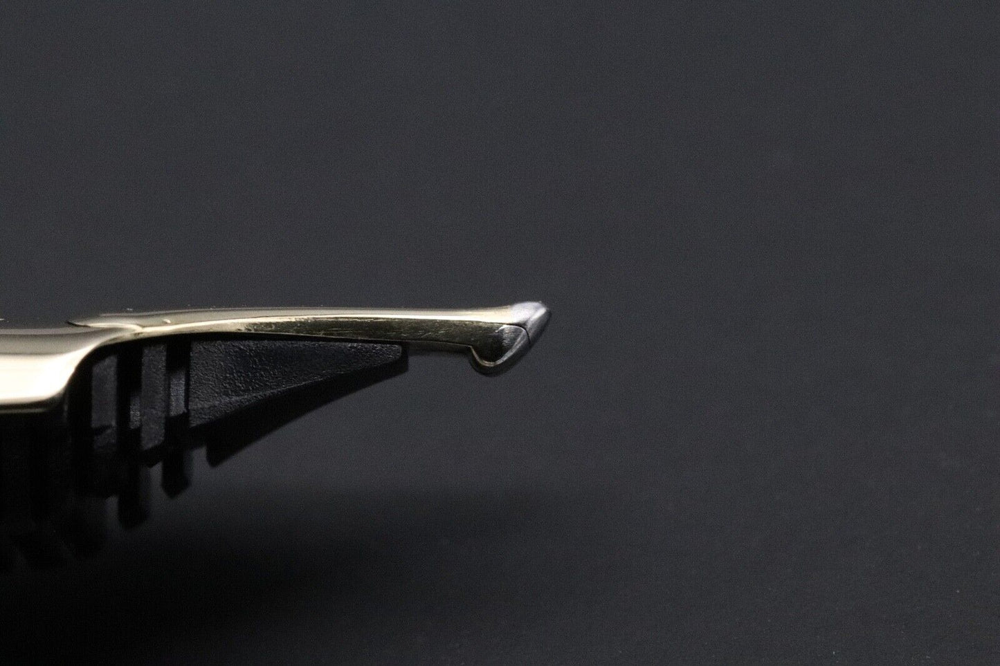 Sailor 1911L Black Gold Fountain Pen - Naginata Cross Point Nib image 4