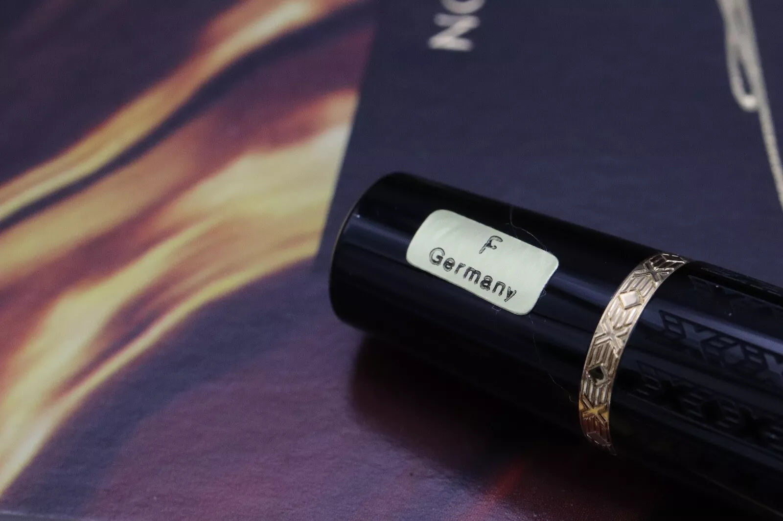 Montblanc Writers Edition Fyodor Dostoevsky Fountain Pen – UNUSED - Fine Nib image 9