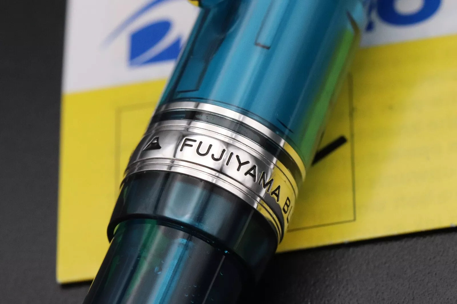 Pilot Custom 823 Bungubox Fujiyama Blue Limited Edition Fountain Pen image 5
