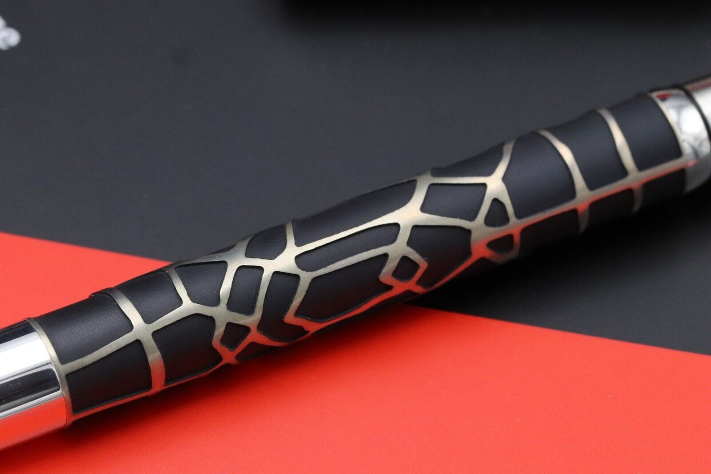 Montblanc Heritage Rouge et Noir Metamorphosis LE1906 Rollerball Pen - UNUSED image 2
