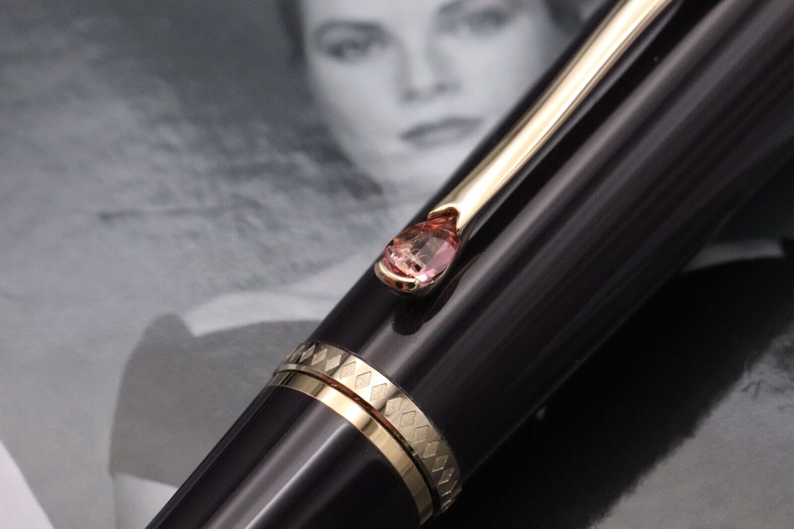 Montblanc Princesse Grace de Monaco Purple Ballpoint Pen image 2