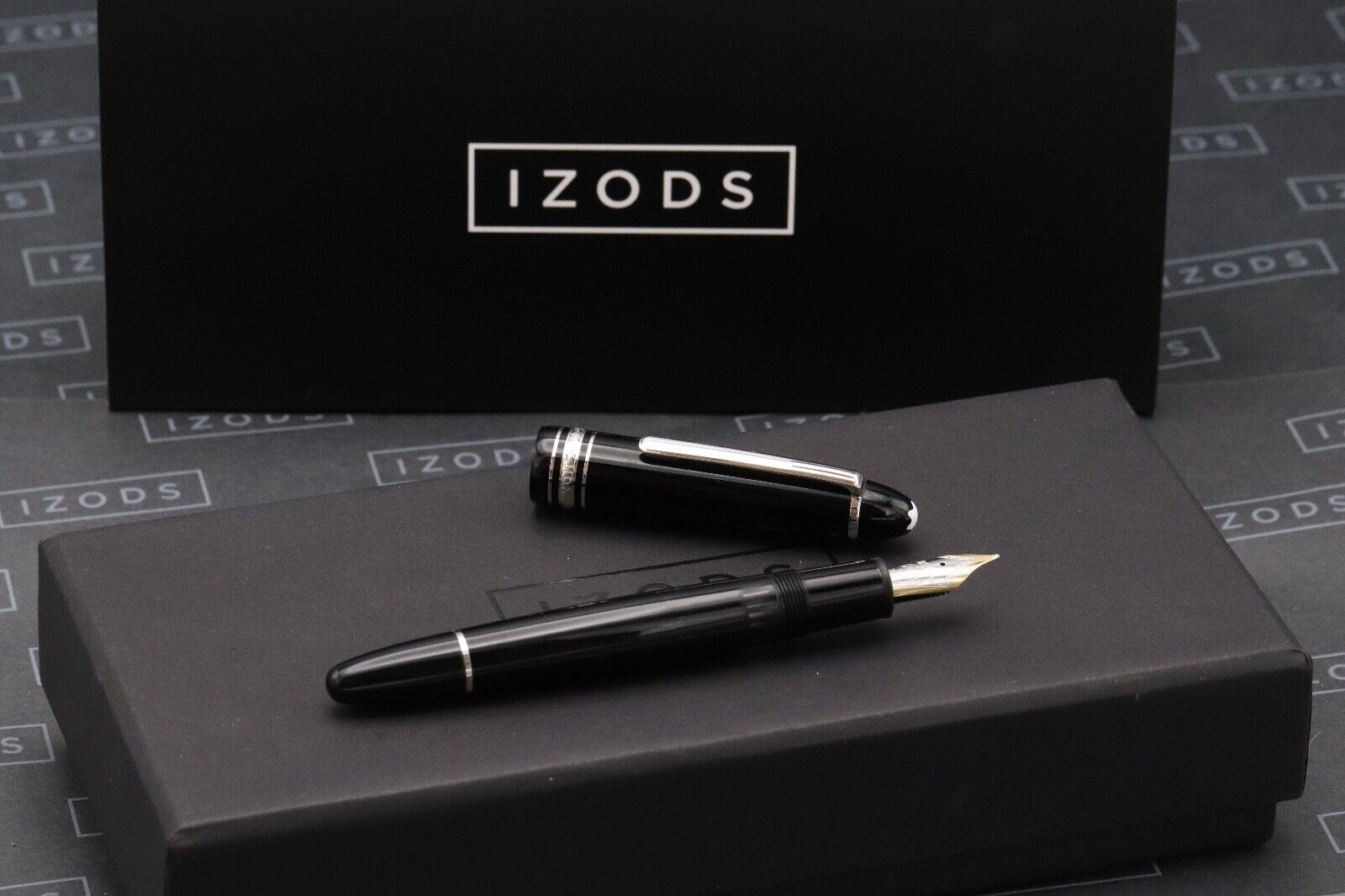 Montblanc Meisterstuck 146 LeGrand Platinum Coated Fountain Pen image 0