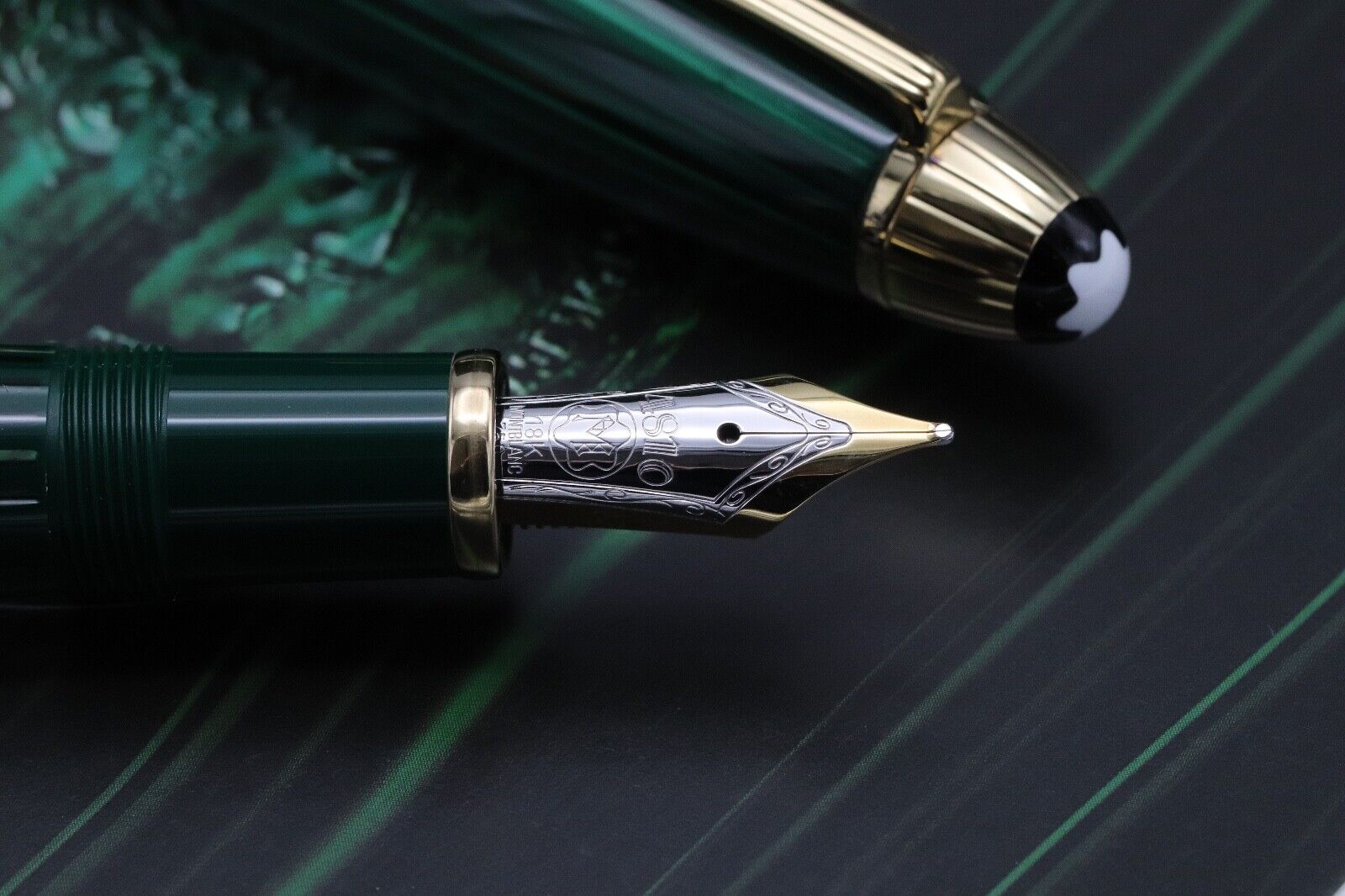 Montblanc Meisterstuck 146 LeGrand Czar Nikolai I Vermeil Fountain Pen - UNUSED image 2