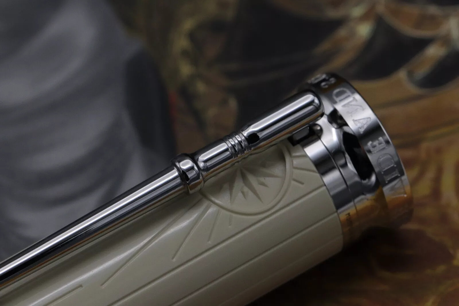 Montblanc Writers Edition Robert Louis Stevenson Rollerball Pen - UNUSED image 6