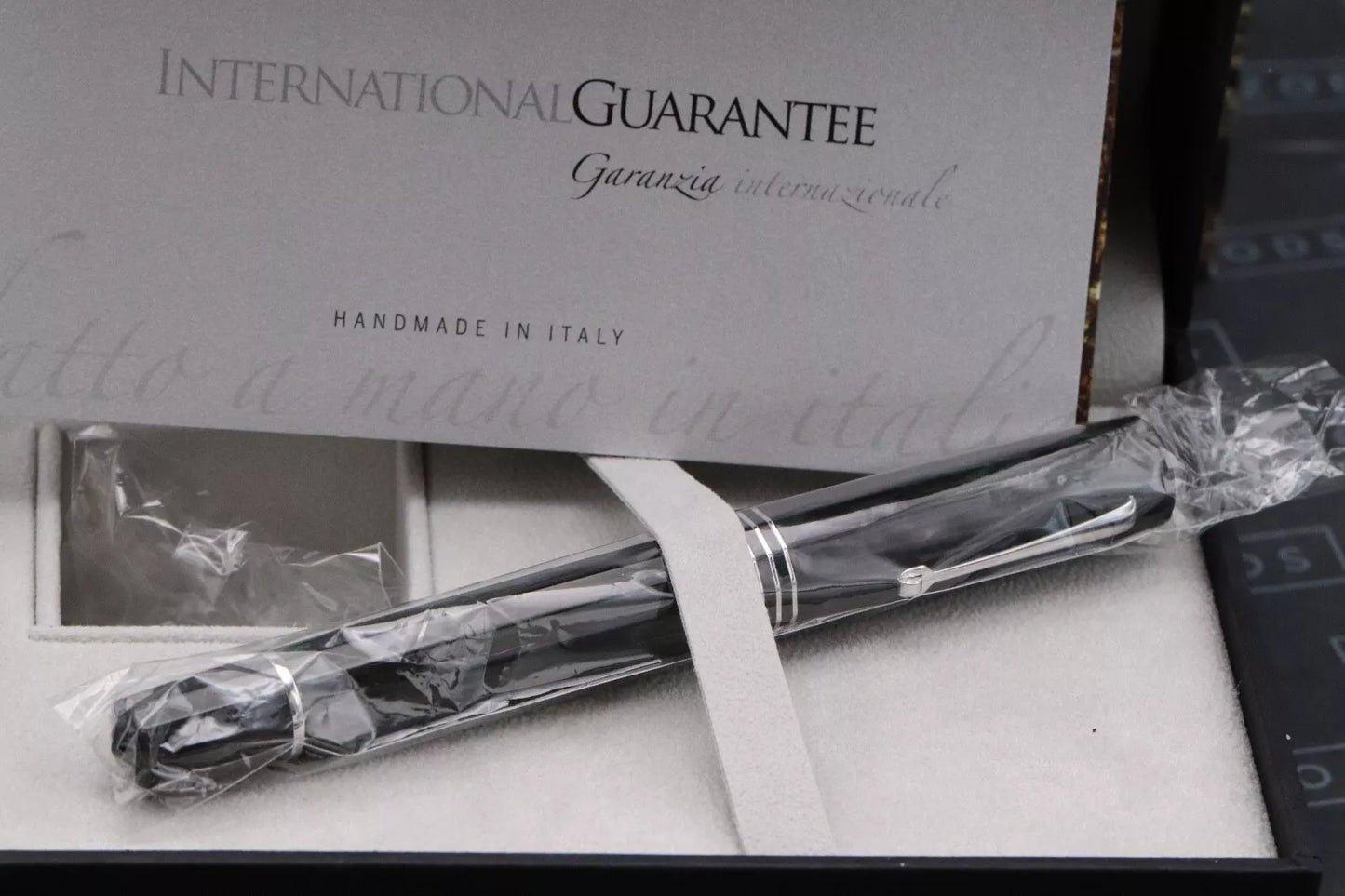 Leonardo Corsani Arborea 2023 Beech Ebonite Fountain Pen - CSI M #8 Nib image 9