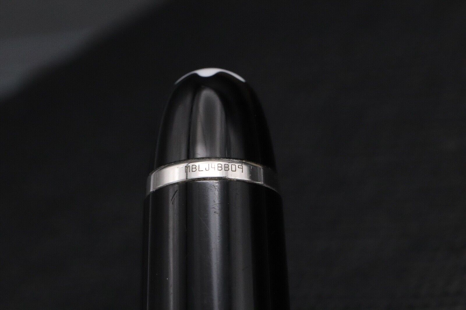 Montblanc Meisterstuck Midsize Platinum Coated Ballpoint Pen image 3