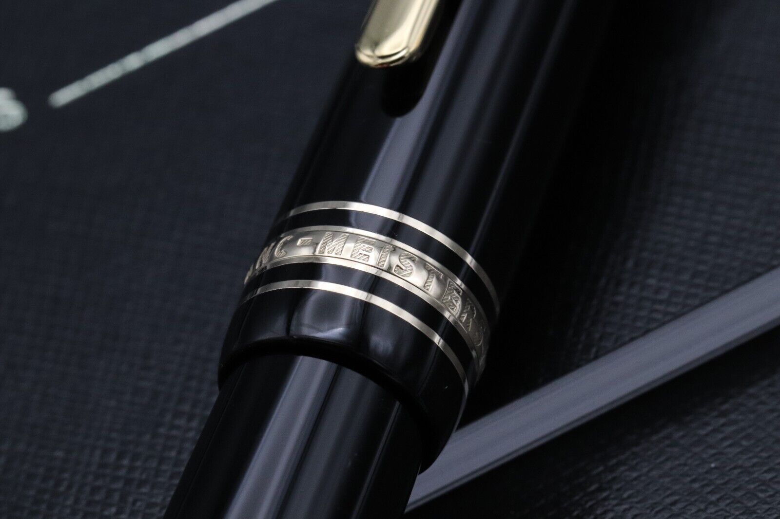 Montblanc Meisterstuck 147 Traveller Gold Line Fountain Pen with