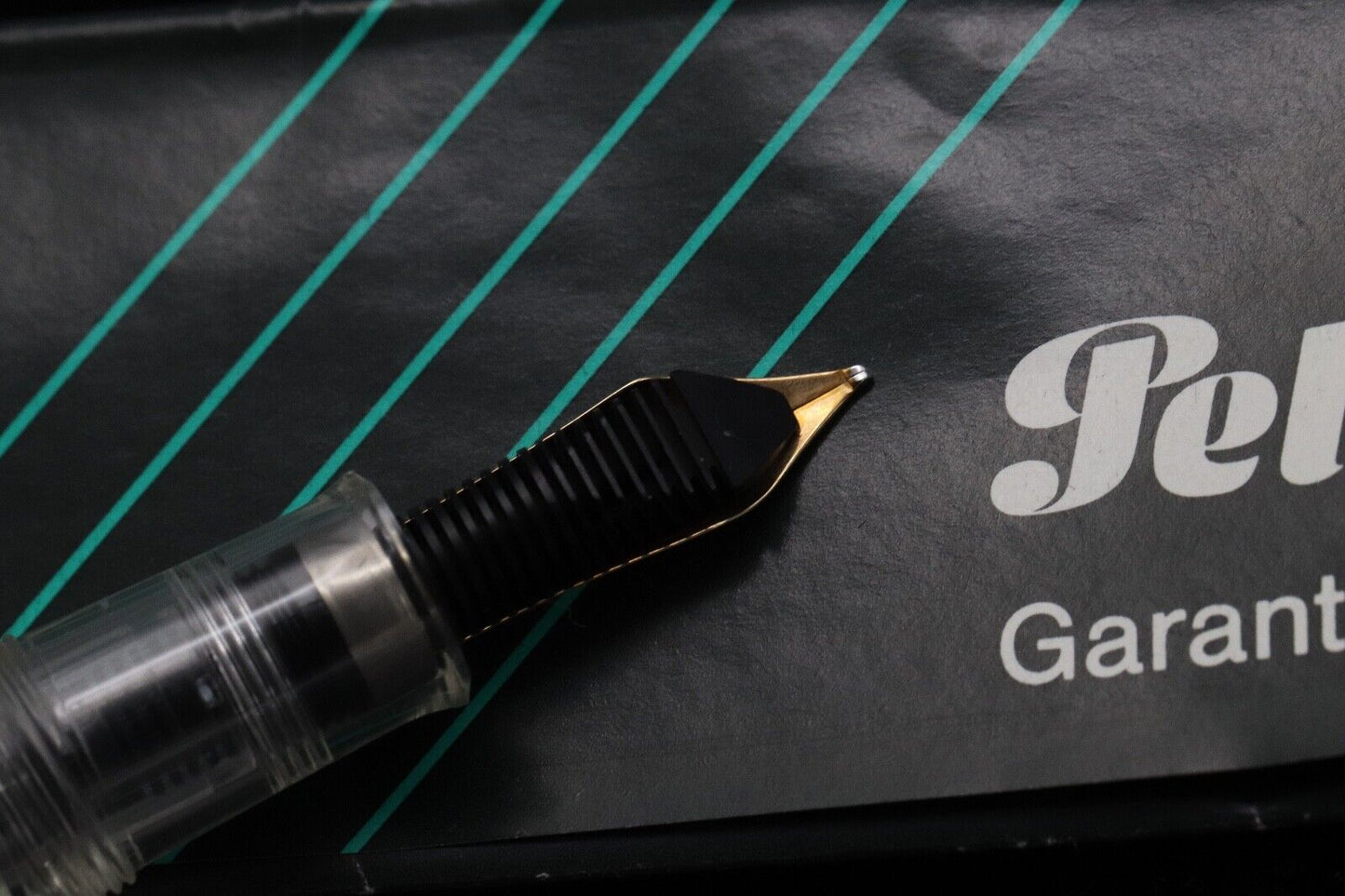 Pelikan 'M481' Demonstrator Fountain Pen - NEVER INKED image 4