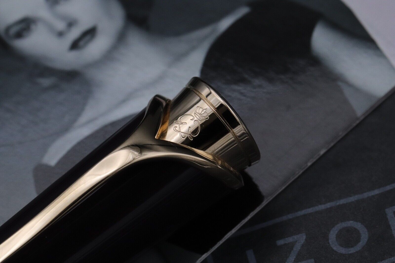 Montblanc Princesse Grace de Monaco Purple Ballpoint Pen image 3