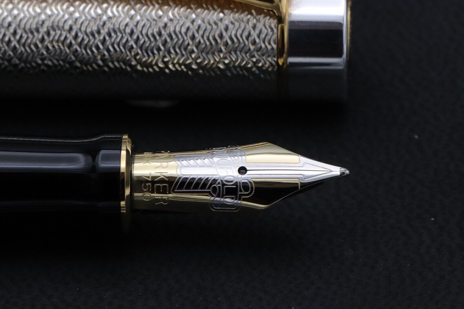 Classic Pens CP5 Parker Centennial Modern and Vintage Fountain Pen Set - UNUSED image 2