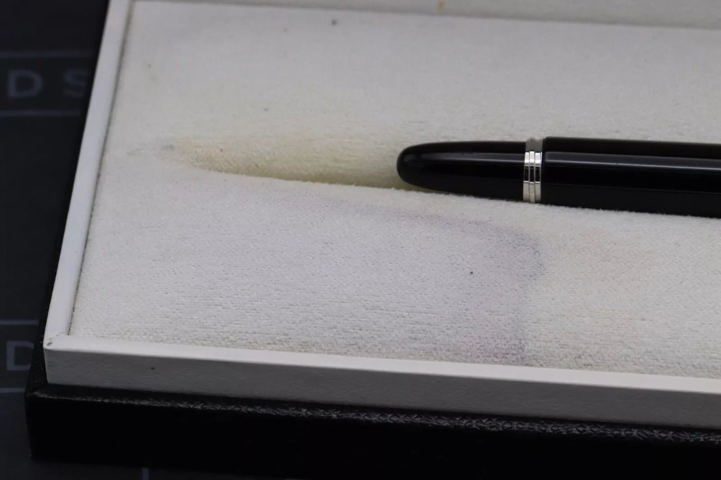 Montblanc Meisterstück 114 Mozart Platinum-Coated Fountain Pen image 8