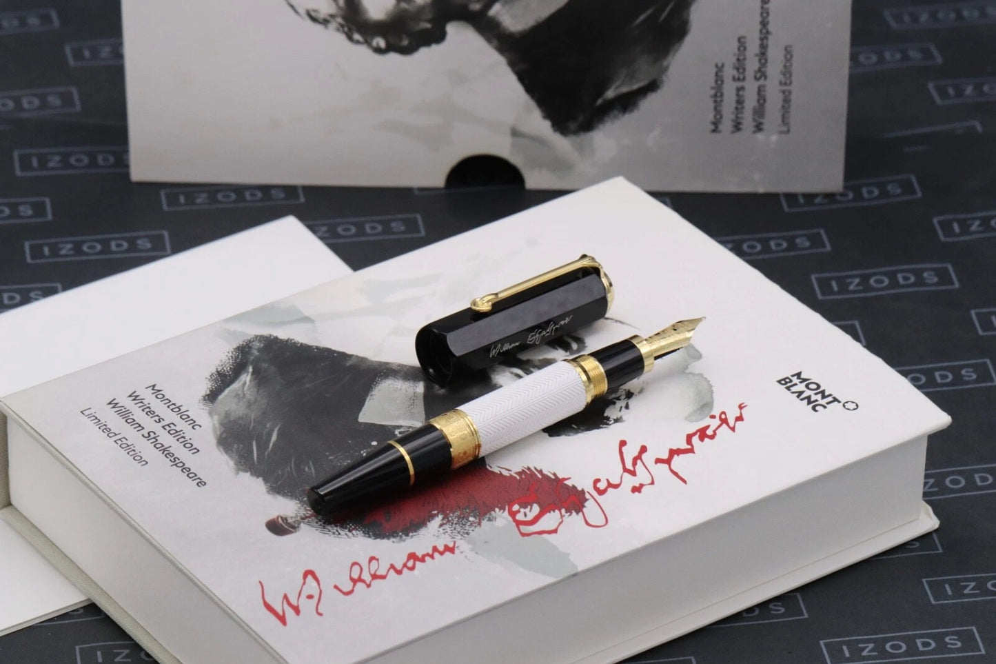 Montblanc Writers Edition William Shakespeare Fountain Pen - OM Nib image 0