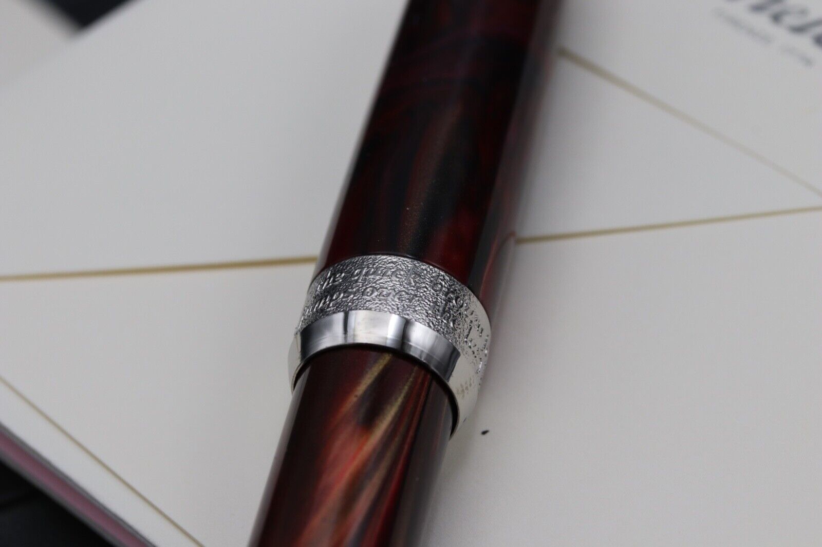 Pineider La Grande Bellezza Gemstones Rodolite Red Fountain Pen - UNUSED image 5