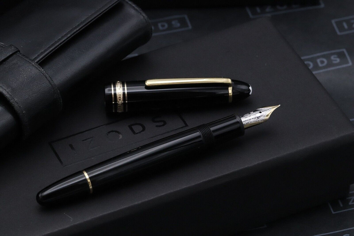 Montblanc Meisterstuck 147 Traveller Gold Line Fountain Pen with Pouch - EF Nib image 1