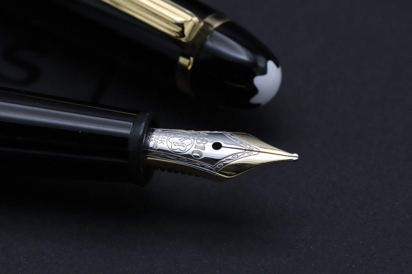 Montblanc Meisterstuck 145 Classique Gold Coated Fountain Pen image 2