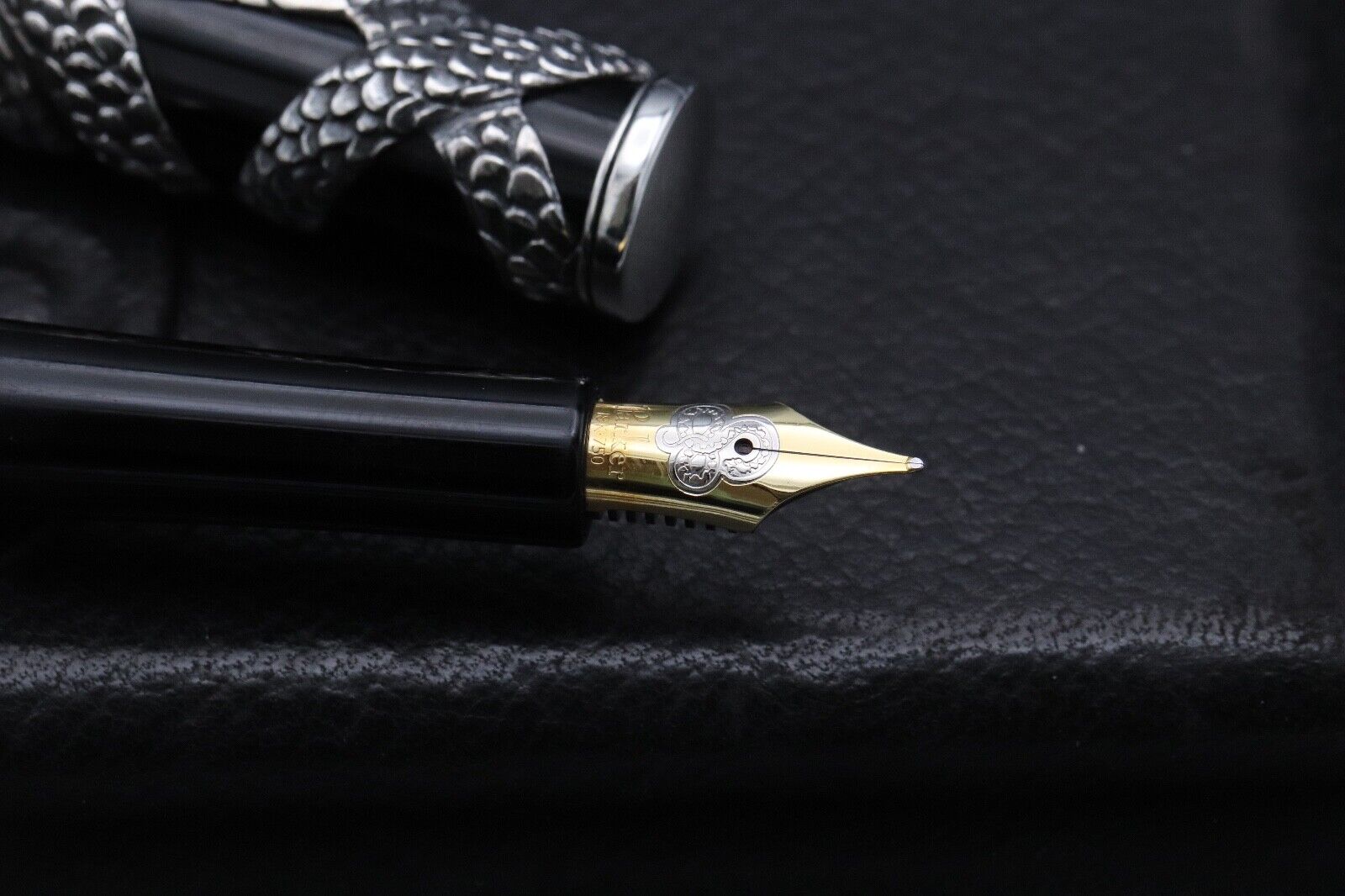 Parker The Snake Sterling Silver Limited Edition Fountain Pen image 2