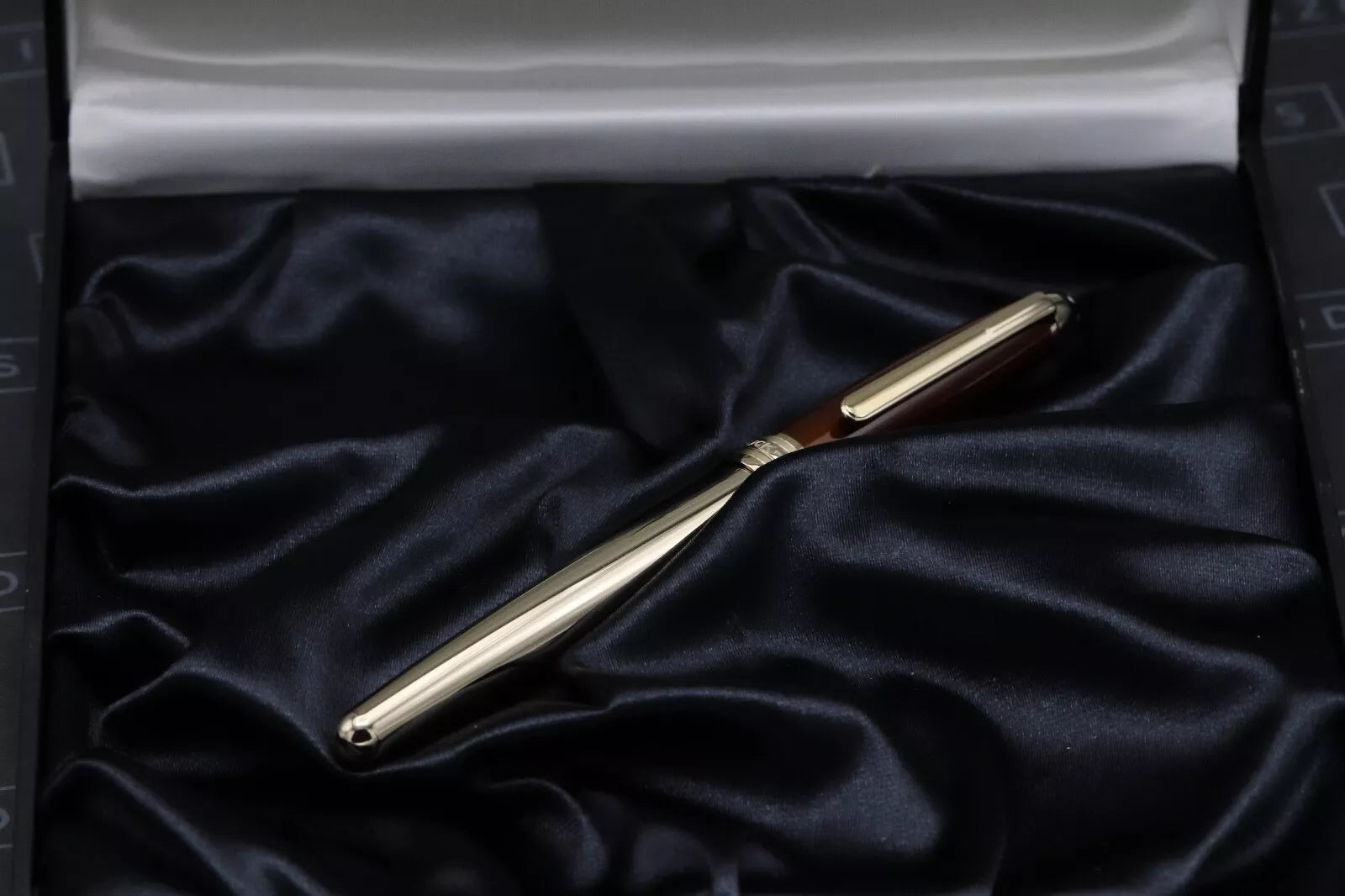 Montblanc Meisterstuck 163 Classique Solitaire Citrine Rollerball Pen image 6