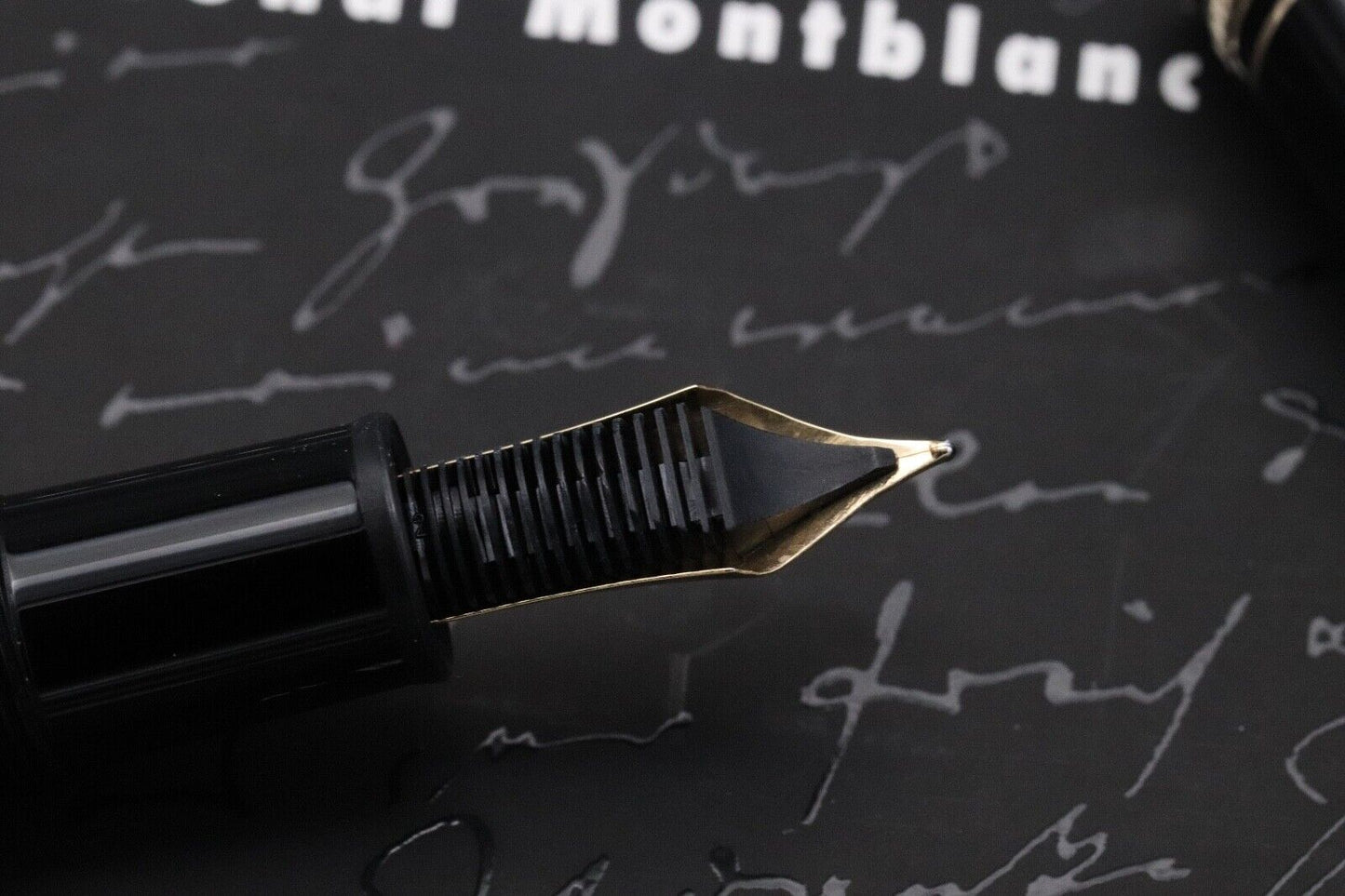 Montblanc Meisterstuck 146 LeGrand Gold-Coated Fountain Pen image 3
