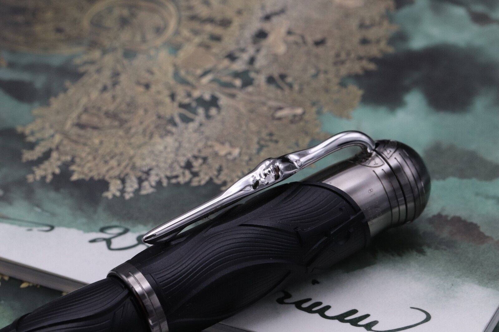 Montblanc Writers Edition Homage to Brothers Grimm Fountain Pen - EF Nib image 8