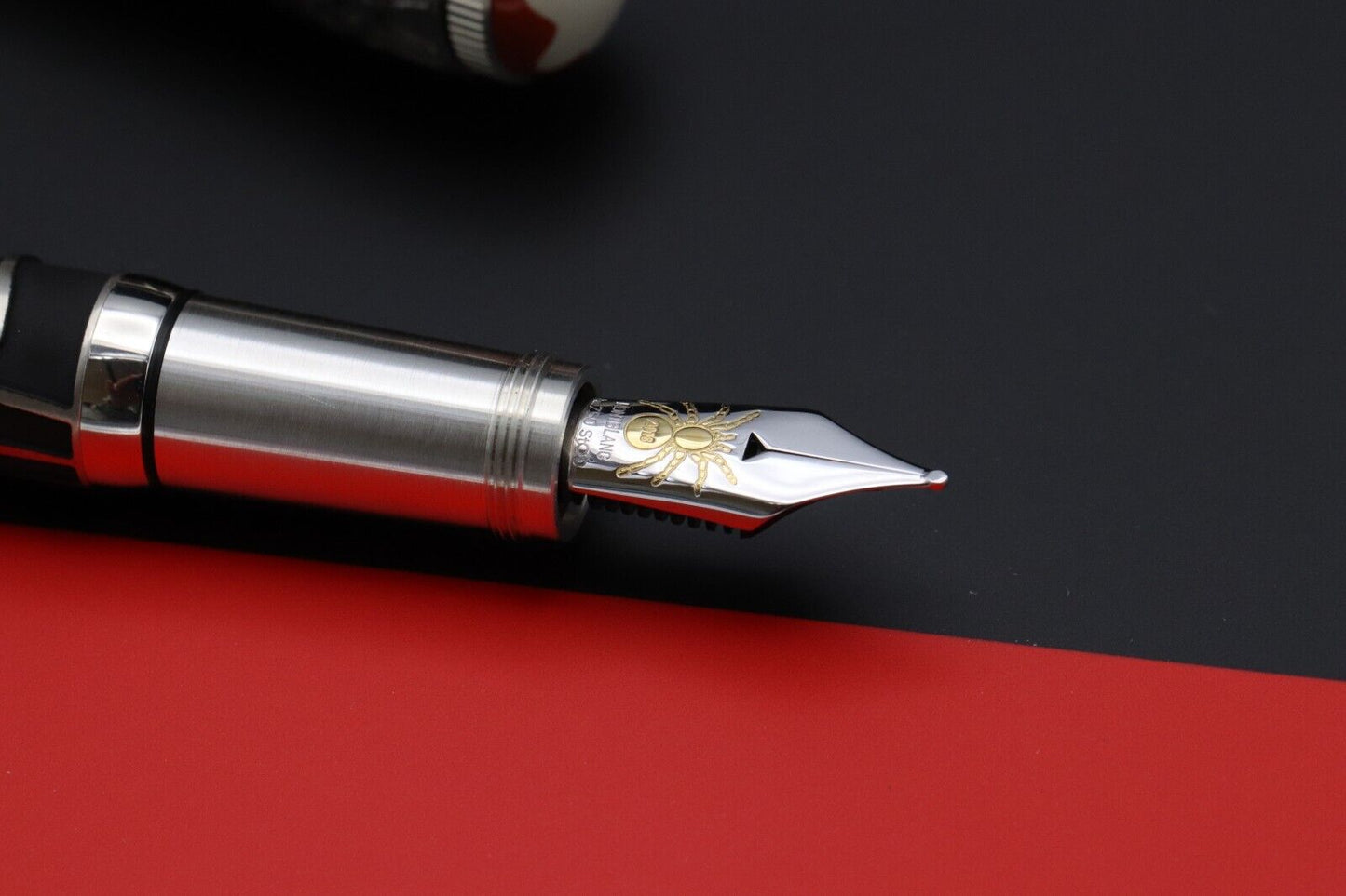 Montblanc Heritage Rouge et Noir Metamorphosis LE1906 Fountain Pen - UNUSED image 2