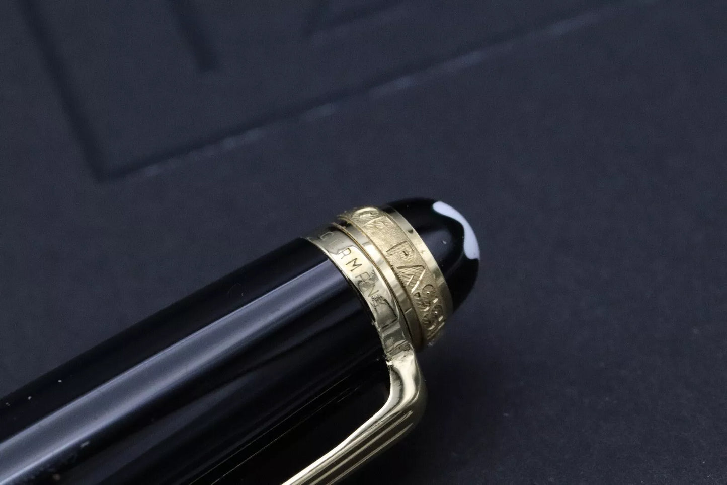 Montblanc Meisterstück 164 Classique 75th Anniversary SE Ballpoint Pen image 5