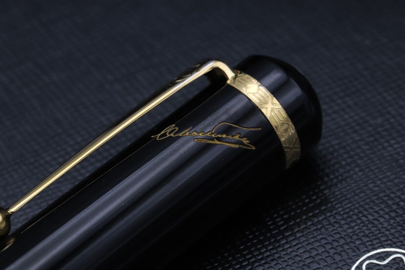 Montblanc Writers Edition Fyodor Dostoevsky Fountain Pen image 4