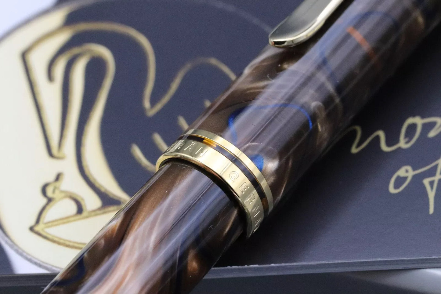 Pelikan Souveran M800 Grand Place Special Edition Fountain Pen - UNUSED - EF image 5
