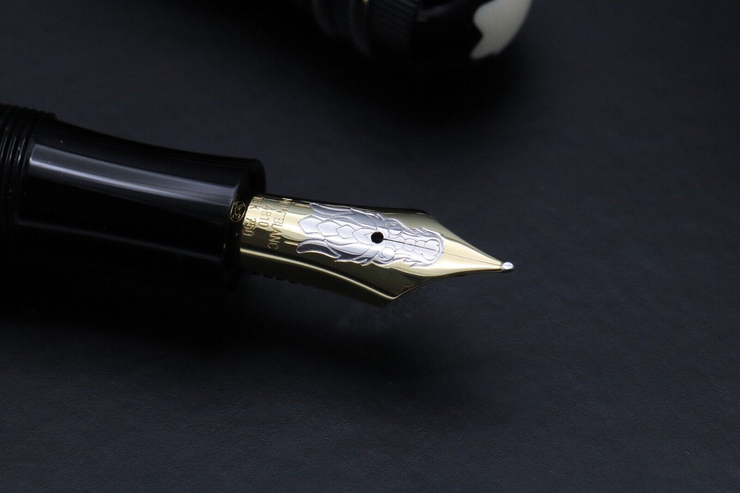 Montblanc Writers Edition Imperial Dragon Fountain Pen - NEVER INKED image 2