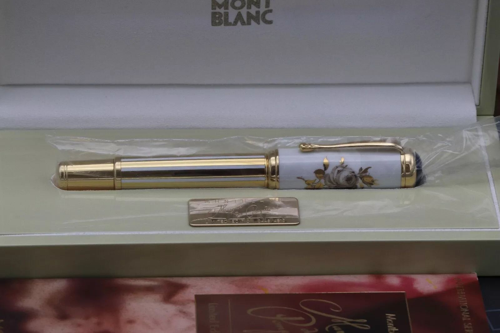 Montblanc Patron Of Art Marquis de Pompadour 4810 Fountain Pen - UNUSED image 6