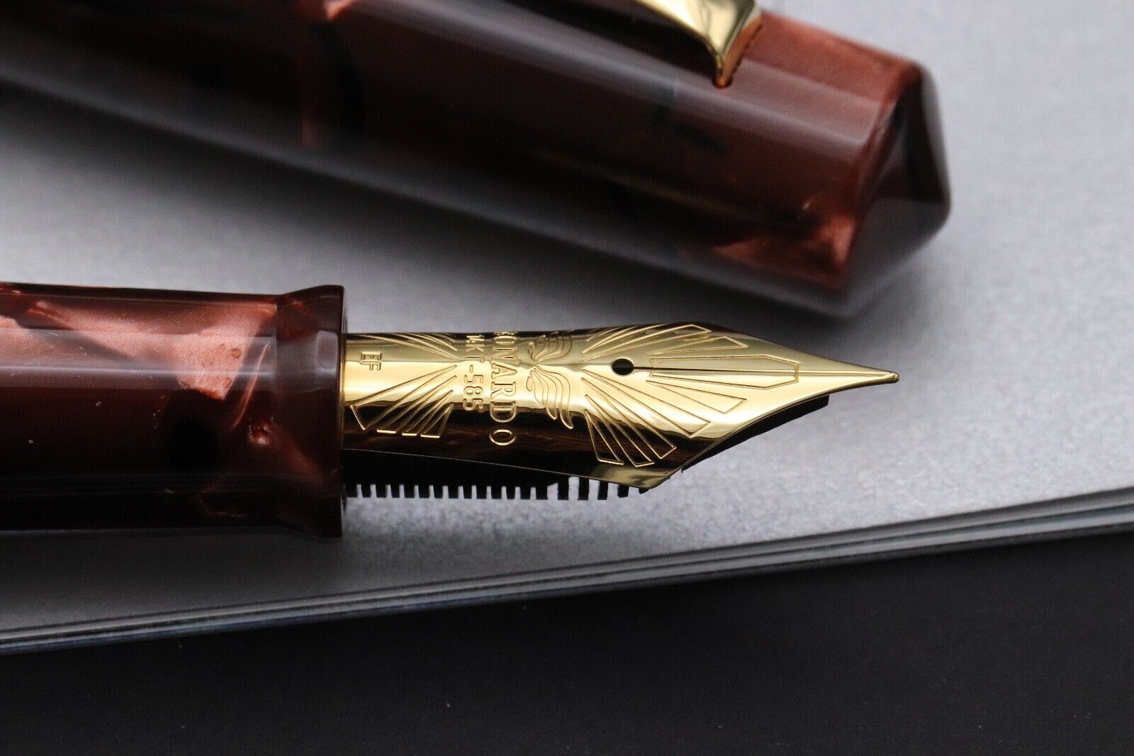 Leonardo MZG Red Scarlet Celluloid Fountain Pen - #8 EF Nib - UNUSED image 2
