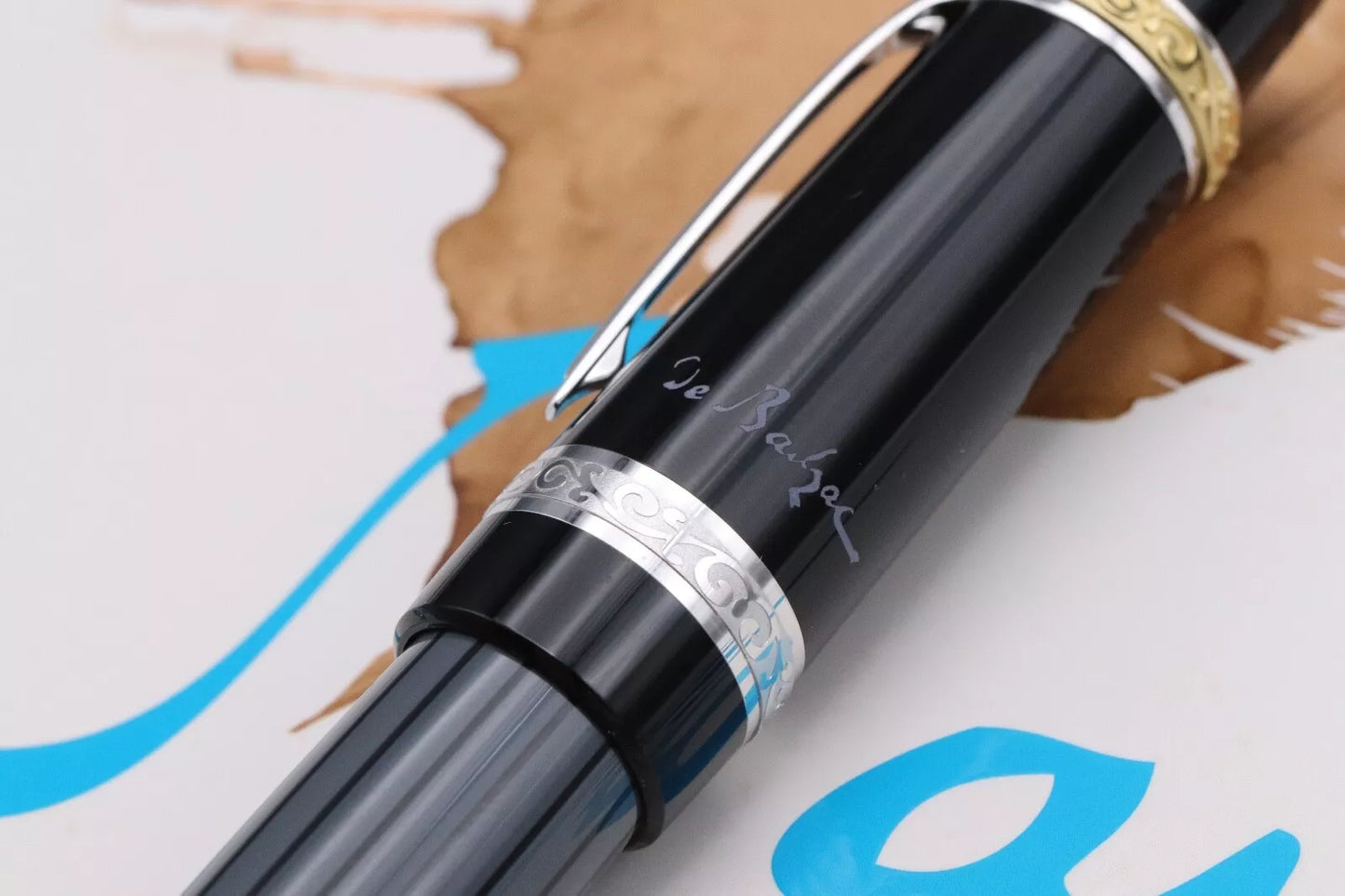Montblanc Writers Edition Honore de Balzac Fountain Pen – UNUSED image 5