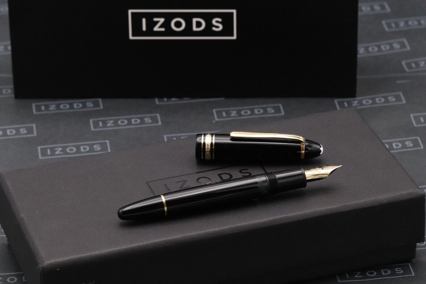 Montblanc Meisterstuck 146 LeGrand Gold Coated Fountain Pen - Monotone M Nib image 0