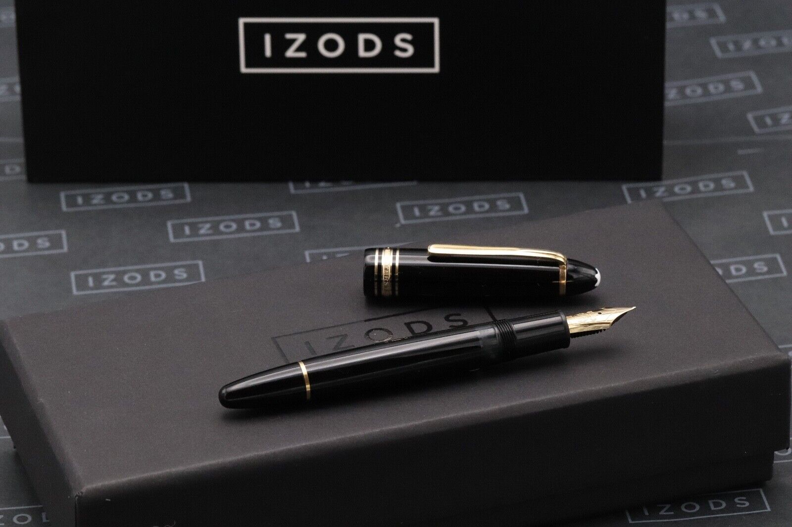 Montblanc Meisterstuck 146 LeGrand Gold Coated Fountain Pen - Monotone M Nib image 0