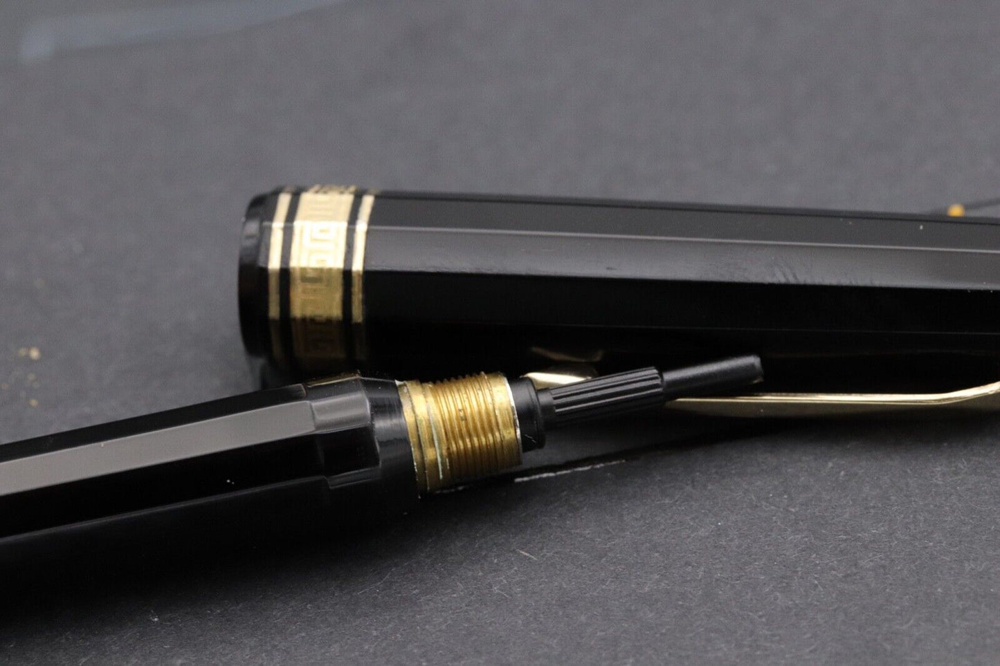 Omas Extra Black Resin Mechanical Pencil image 4