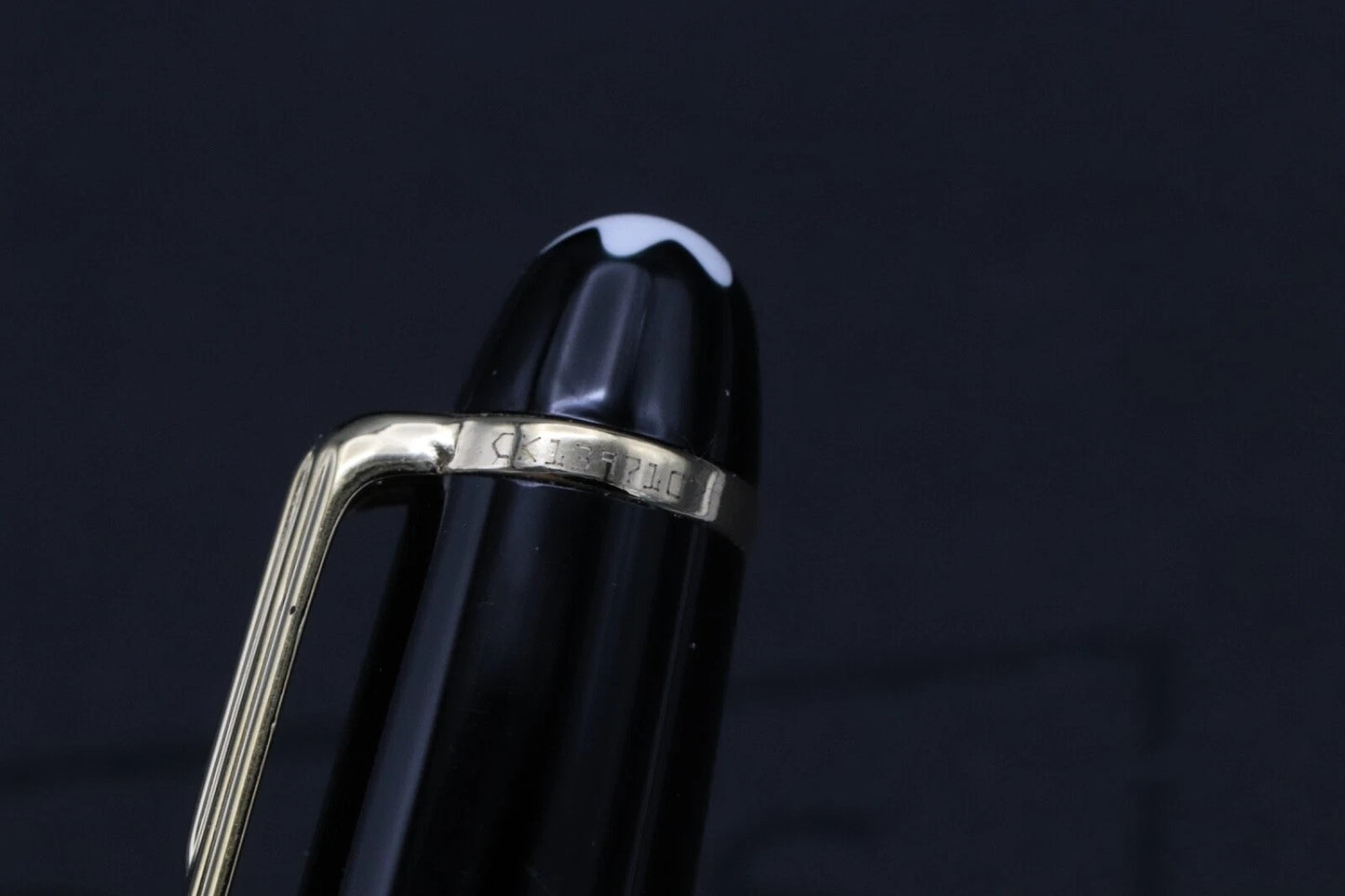 Montblanc Meisterstuck 144 Classique Gold Coated Fountain Pen image 2