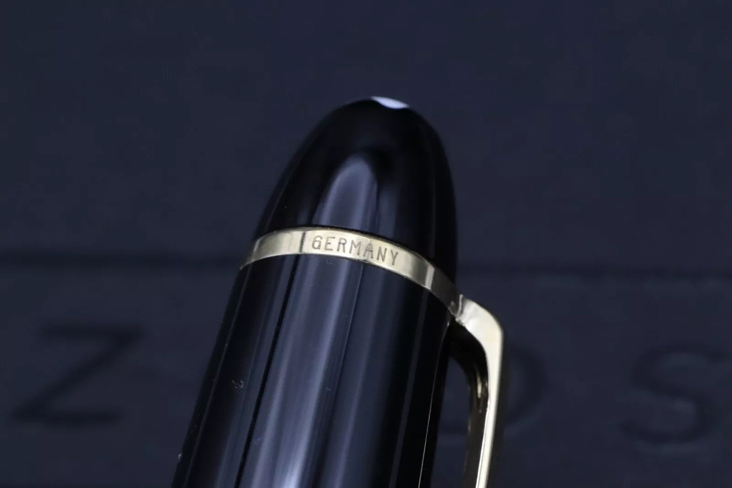 Montblanc Meisterstuck 146 LeGrand Gold Coated Fountain Pen - OBB Nib image 1