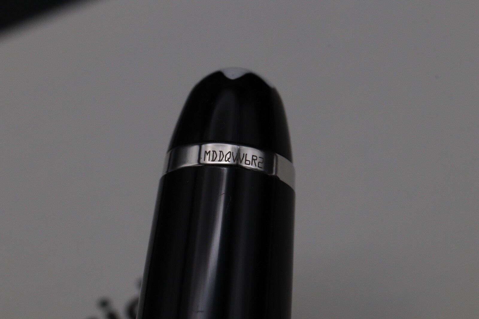 Montblanc Meisterstück 164 Classique Platinum-Coated Ballpoint Pen - UNUSED image 3