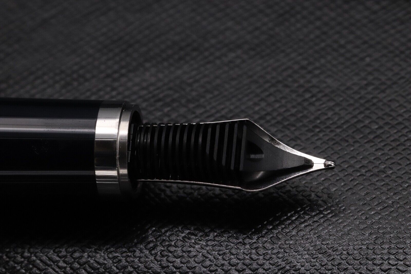 Montblanc Writers Edition Antoine de Saint-Exupery Fountain Pen image 3