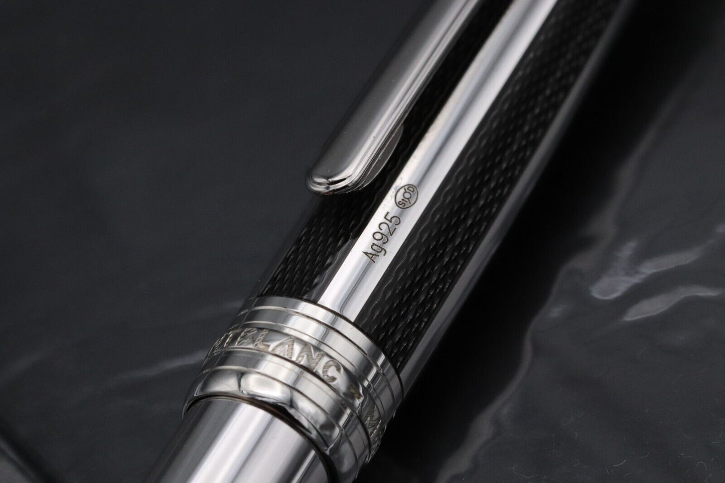 Montblanc Meisterstuck 163 Classique Silve Fibre Guilloche Rollerball Pen image 2
