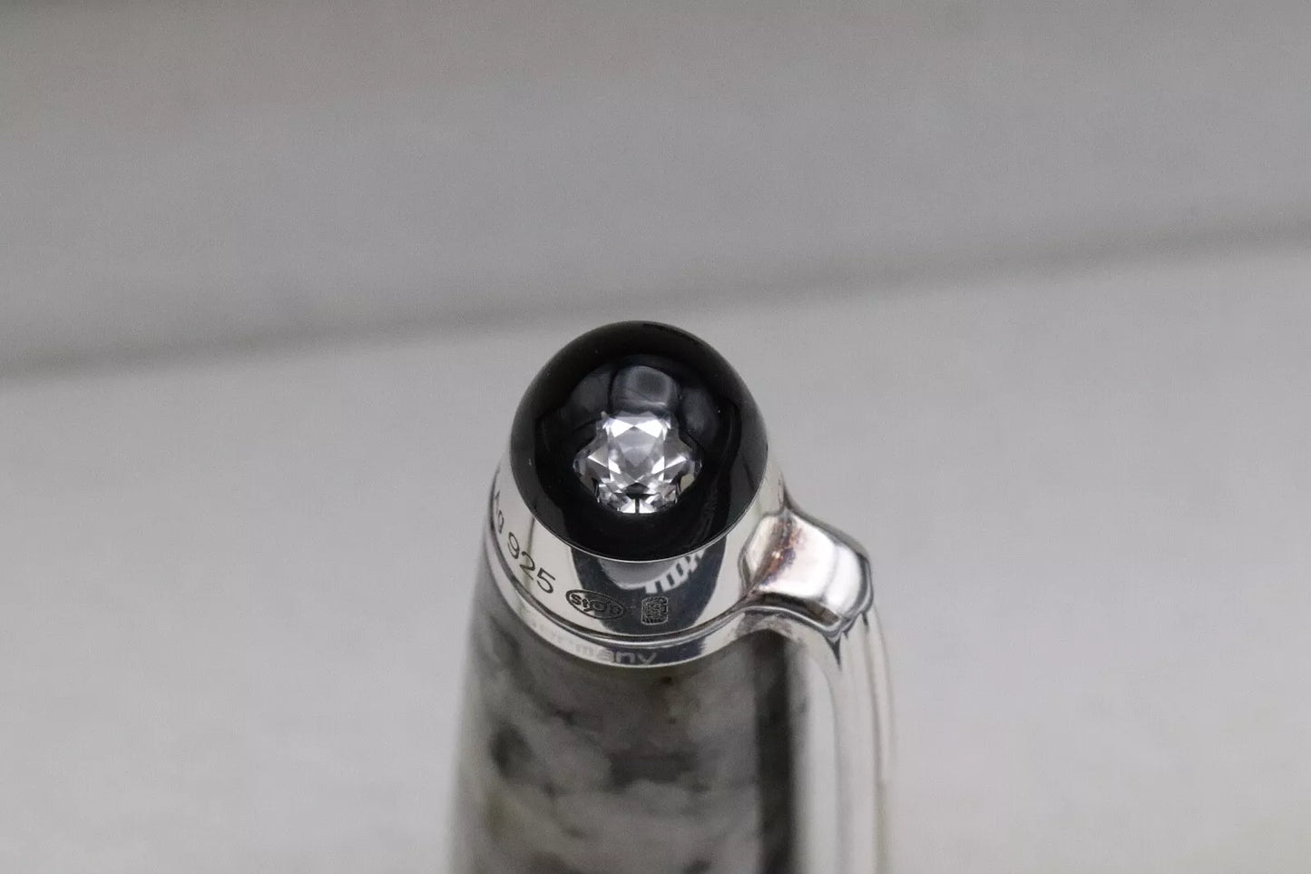 Montblanc Meisterstuck Granite Soulmakers Classique LE1906 Rollerball Pen image 7