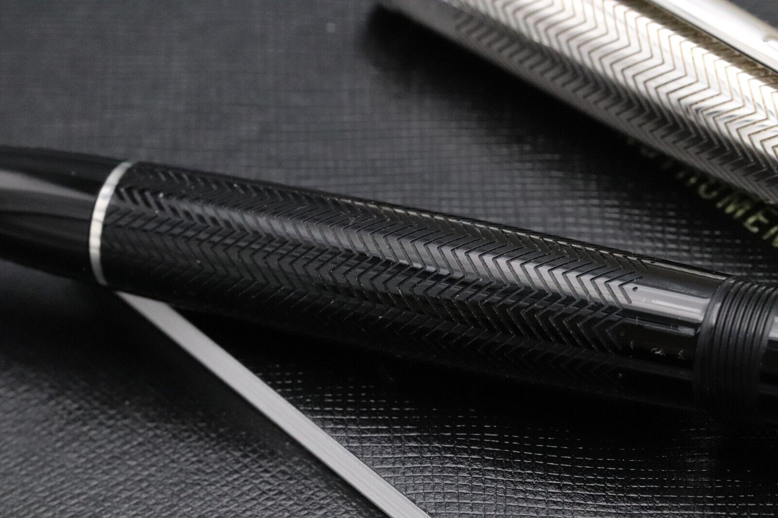 Montblanc Meisterstuck 146 LeGrand Silver Barley Doue Fountain Pen image 3