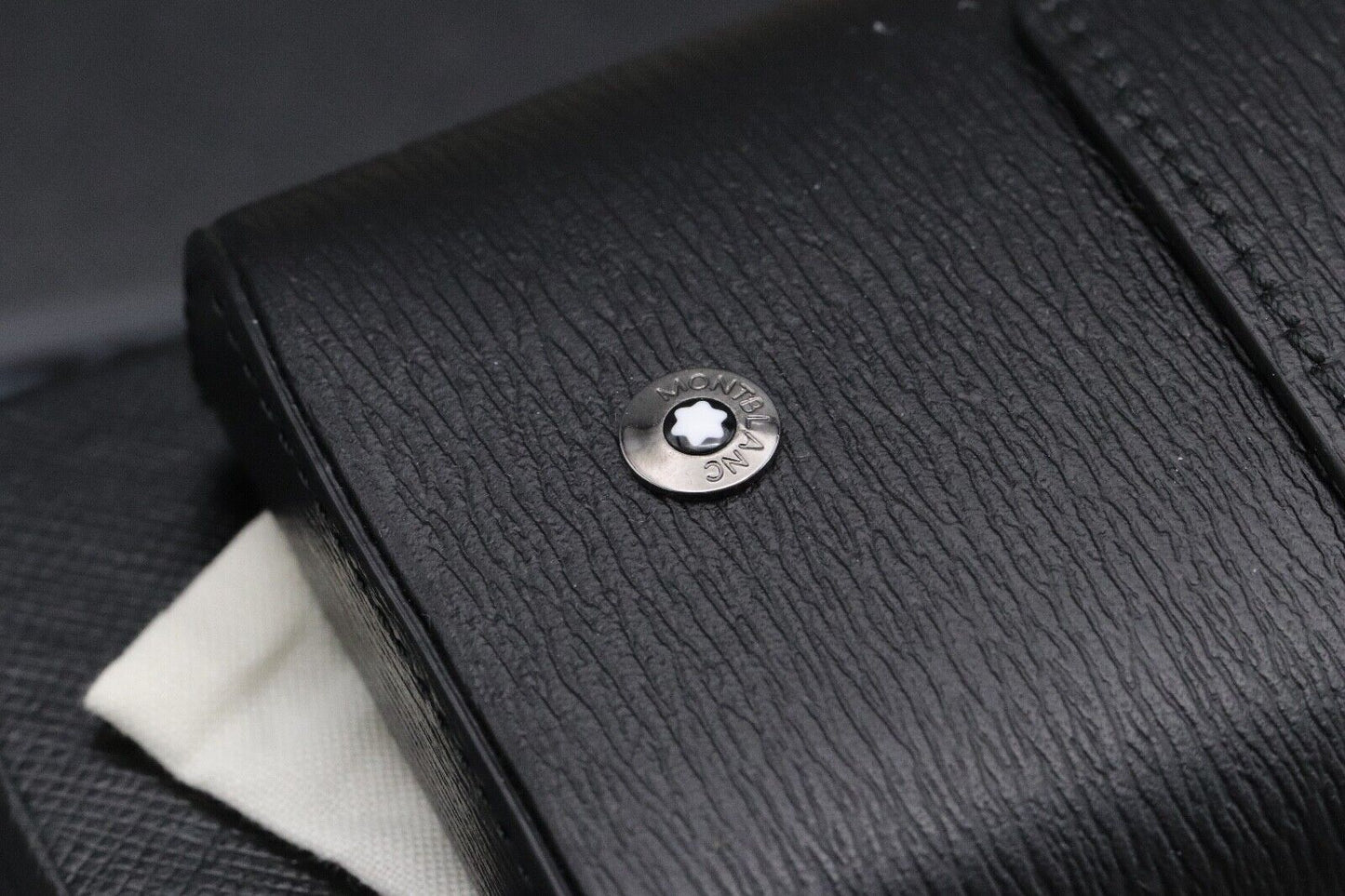 Montblanc Meisterstuck Westside Three Pen Pouch image 2