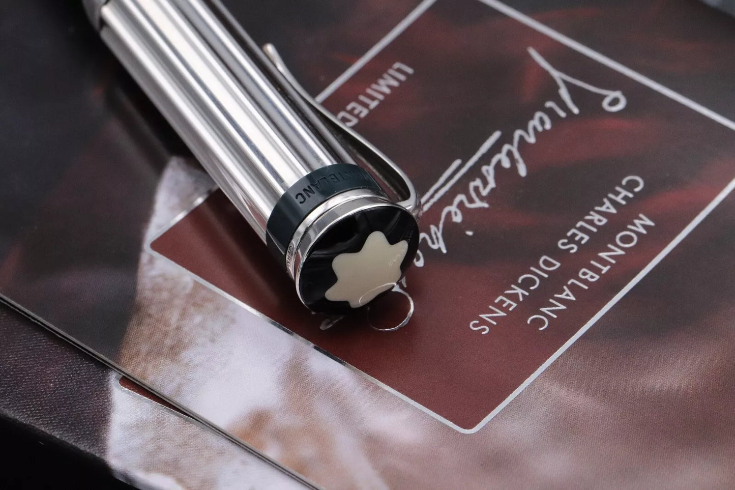 Montblanc Writers Edition Charles Dickens Fountain Pen - UNUSED image 9