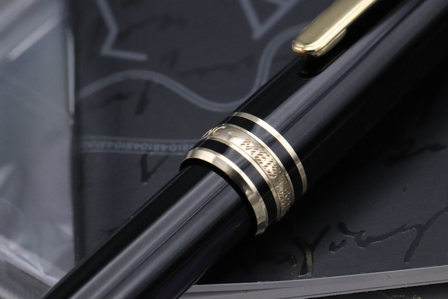 Montblanc Meisterstück 114 Mozart Gold-Coated Fountain Pen image 4