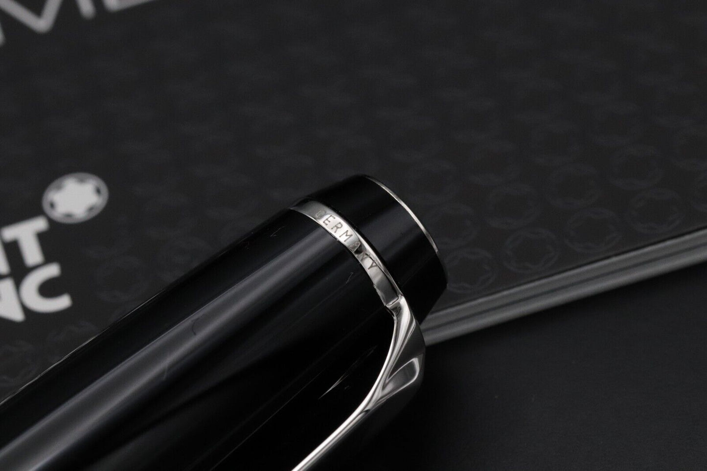 Montblanc Boheme Noir Fountain Pen - UNUSED image 7